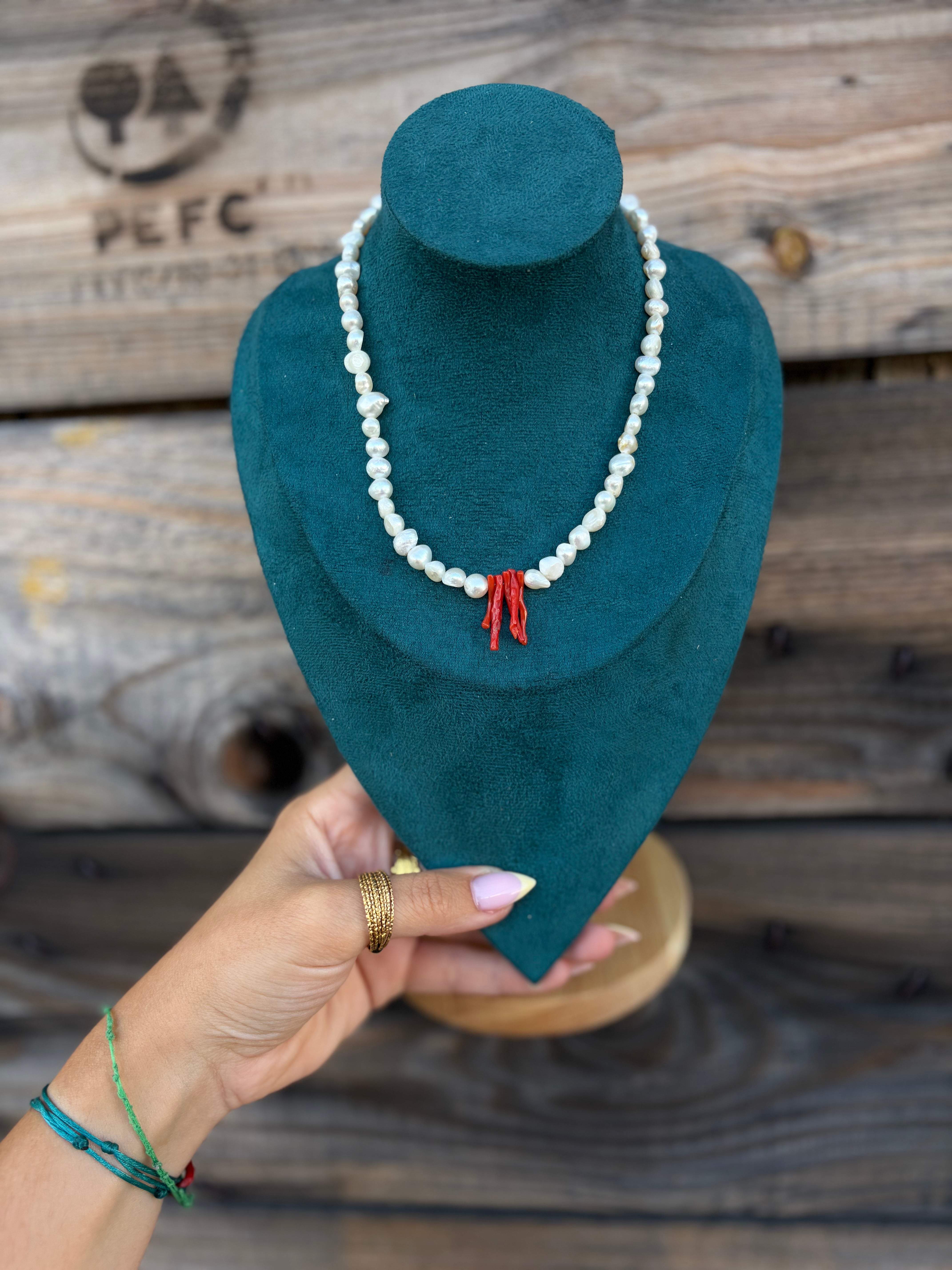 Collier CAPOTERA