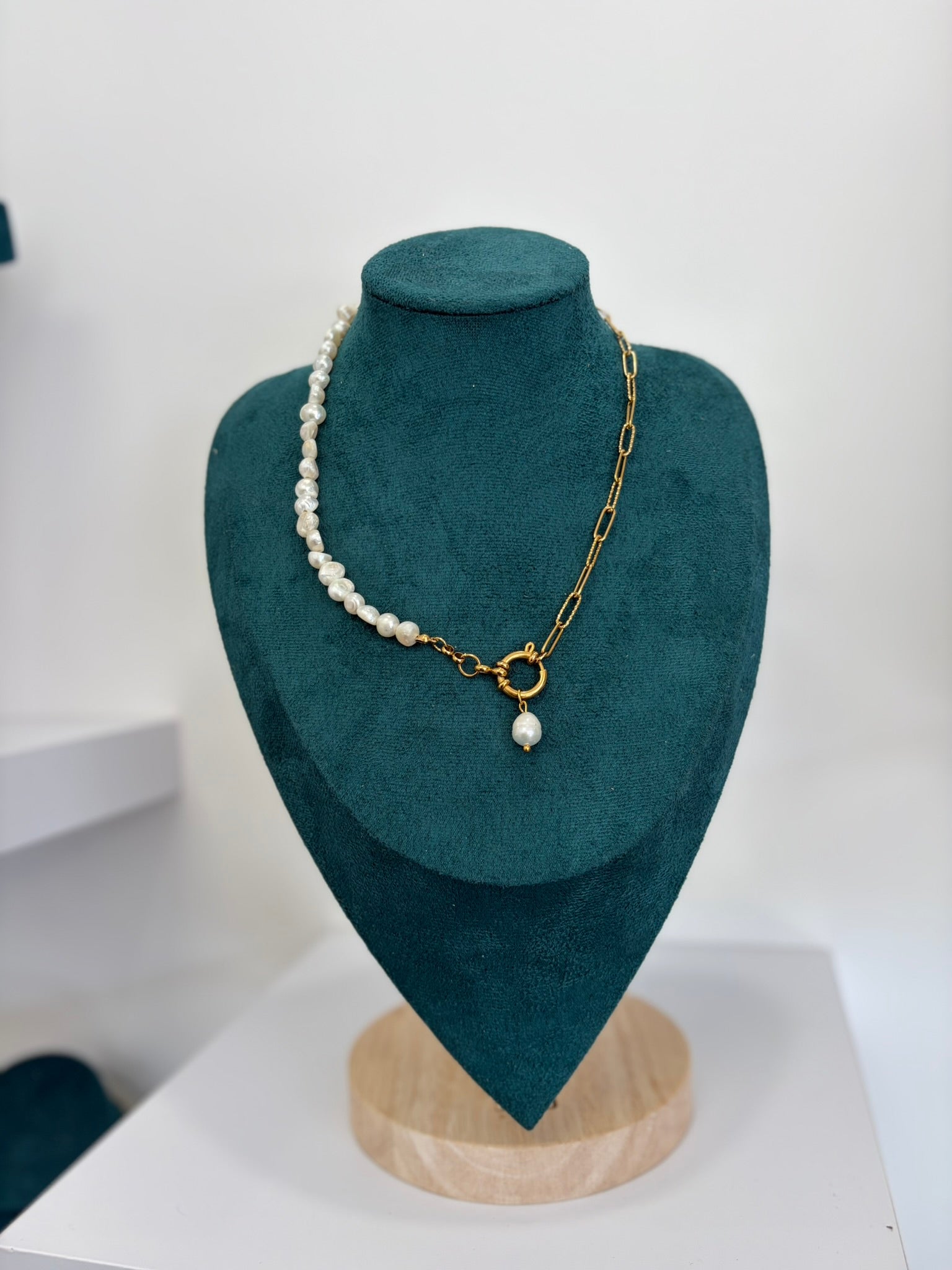 Collier DORGALI