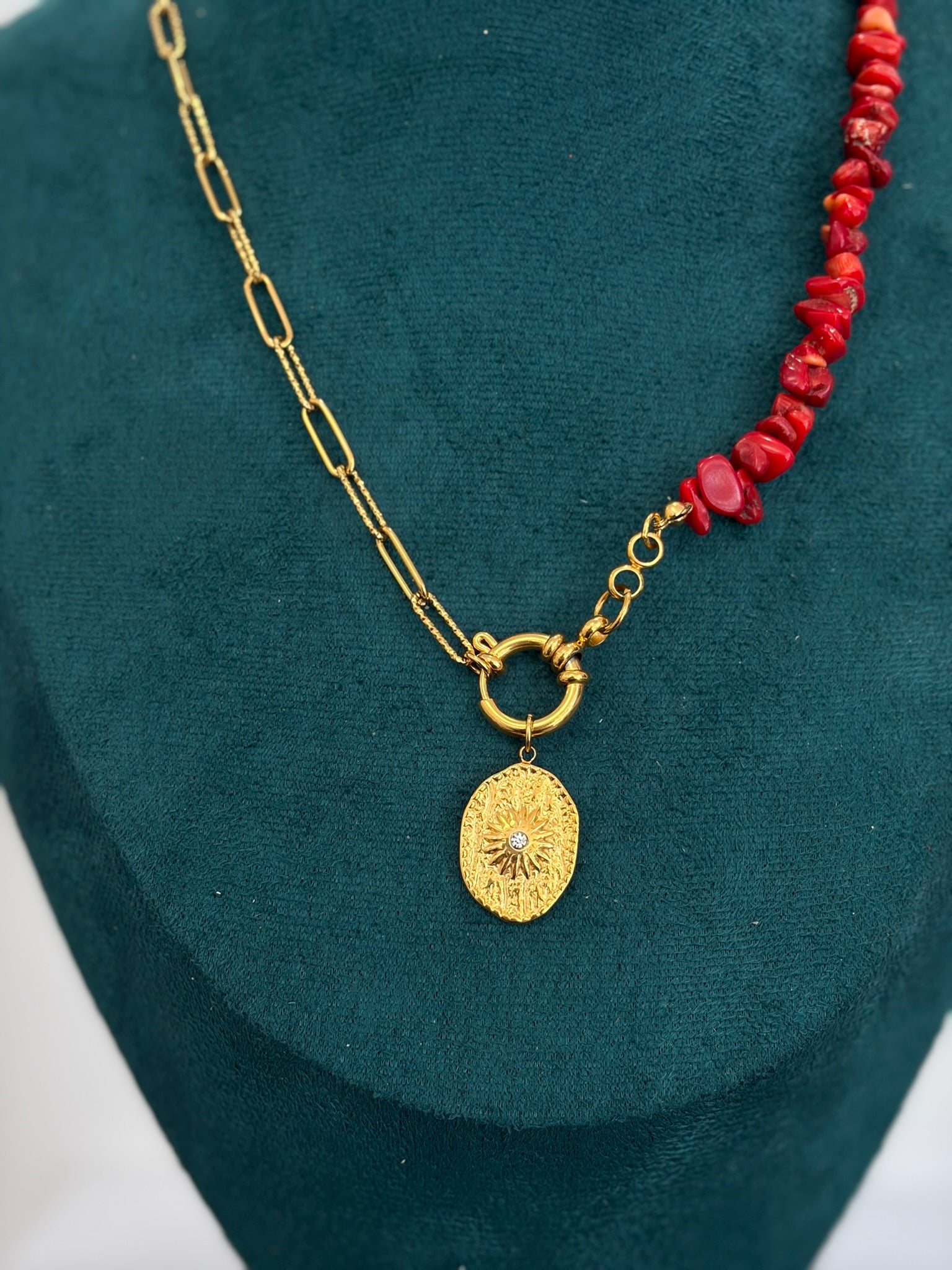 Collier OLBIA